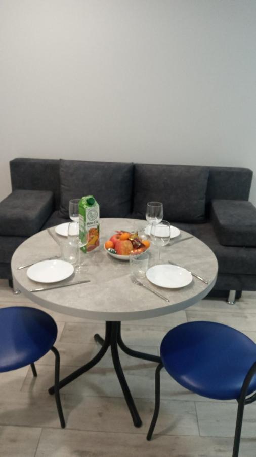 Apartament Yescity! Oujhorod Extérieur photo
