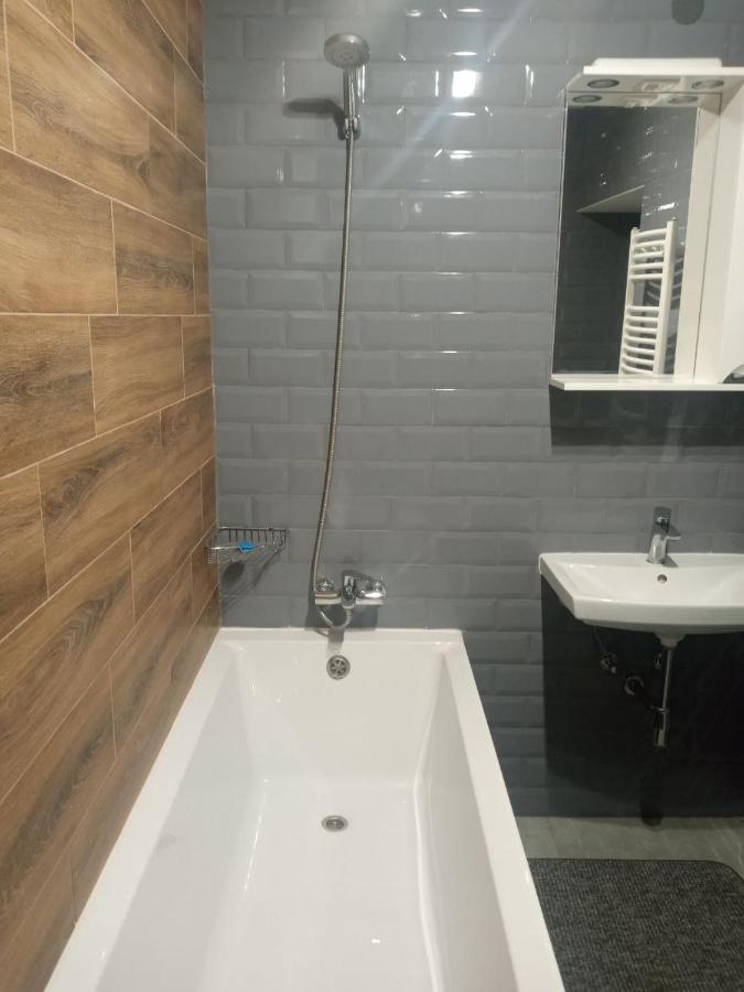 Apartament Yescity! Oujhorod Extérieur photo